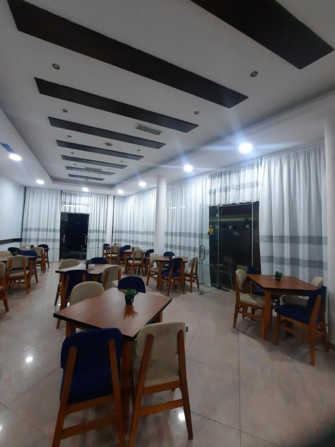 Hotel Megniar Lushnjë Екстериор снимка